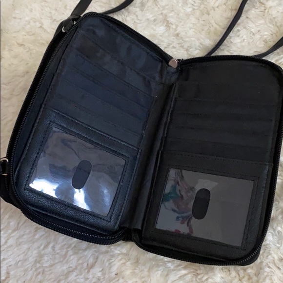 ‼️SOLD‼️ Anna Martina Franco Crossbody Wallet - Picture 4 of 9